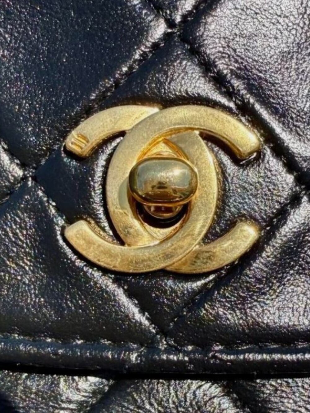 Vintage Chanel Black Lambskin Mini Single Flap Handbag - Picture 12 of 13
